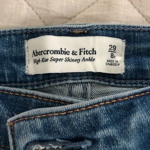 Abercrombie high rise super skinny ankle jeans